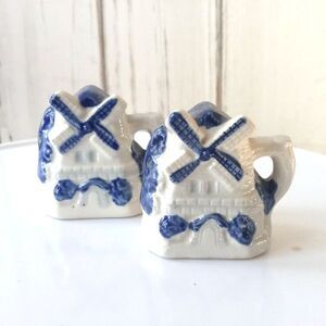 Vintage Windmill Salt and Pepper Shakers